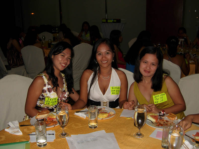 Philippine-Women-9317